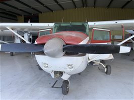 1979 Cessna R182-RG Skylane PROJECT AIRCRAFT Complete with Books