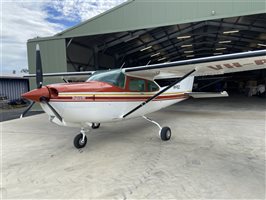 1981 Cessna 182RG SKYLANE