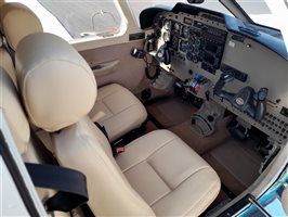 2000 Piper Saratoga II HP Aircraft