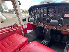 1983 Cessna 172P