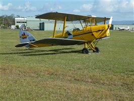 1941 De Havilland DH82A Tiger Moth Aircraft