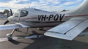 2003 Cirrus SR22 TN
