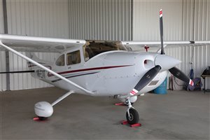 2001 Cessna 182 182T