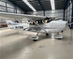 2005 Cessna 172 SP skyhawk 180hp