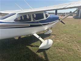2004 Cessna 182 Skylane Aircraft