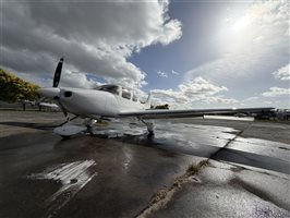 2004 Cirrus SR20 G2